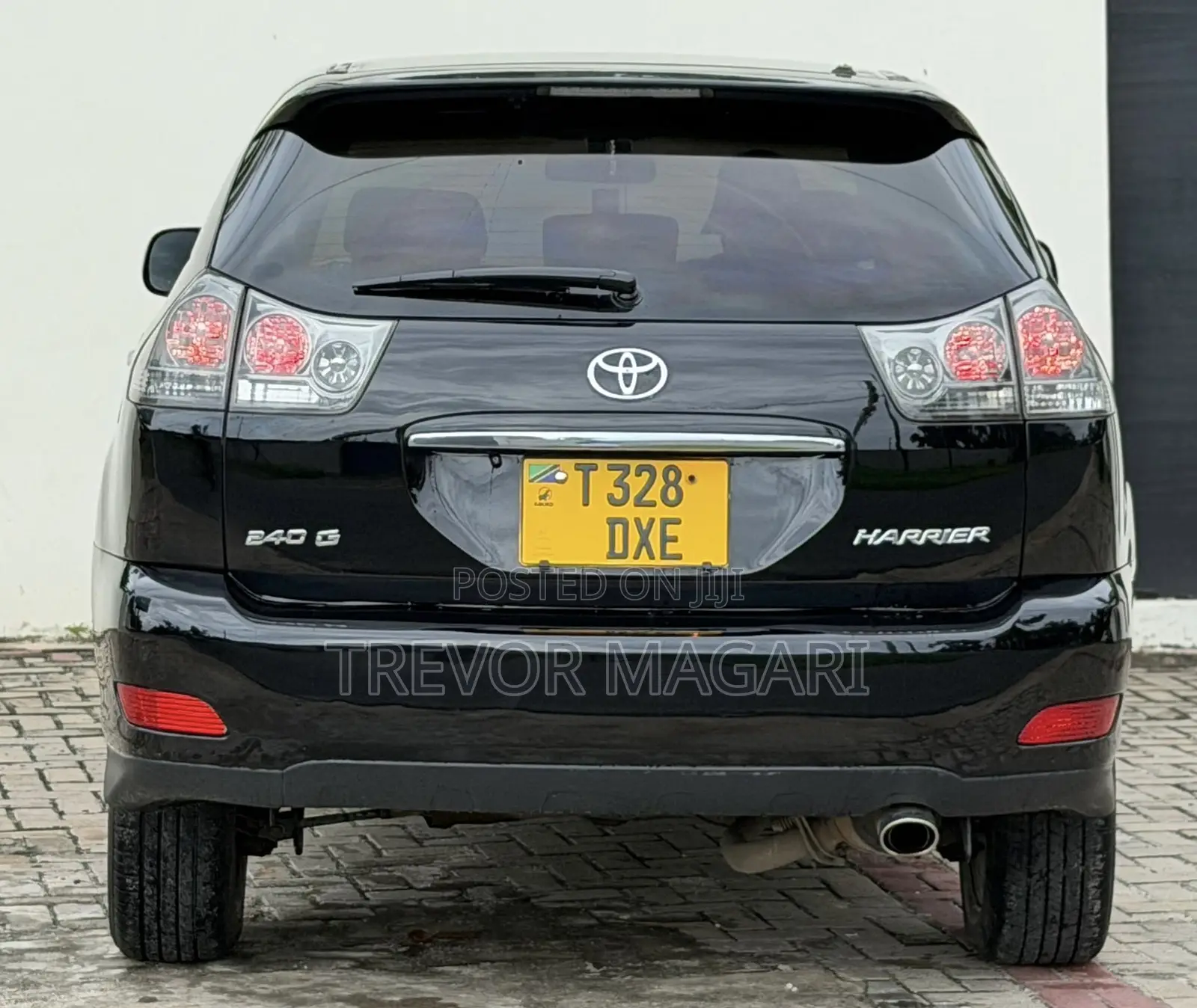Toyota Harrier 2004 Black