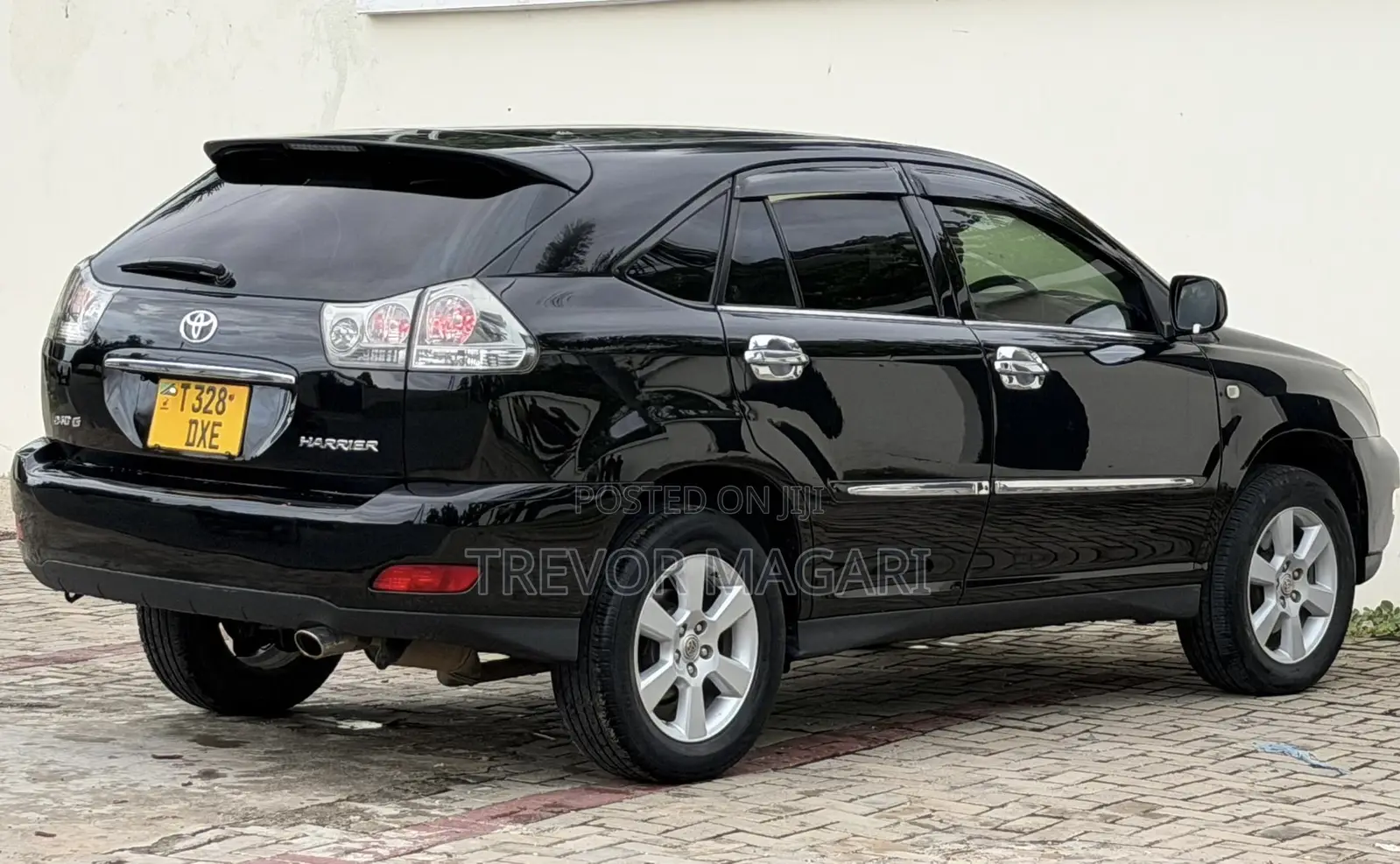 Toyota Harrier 2004 Black