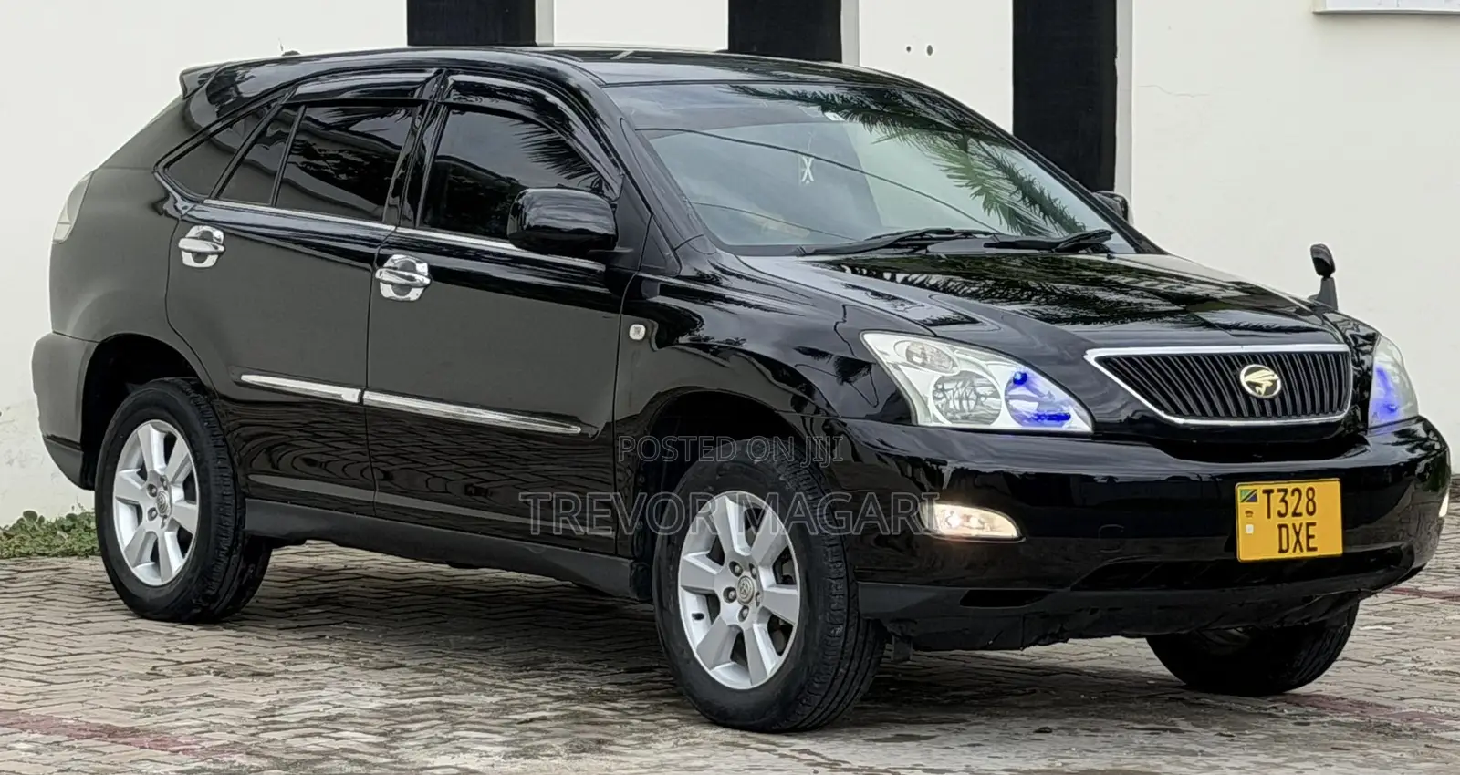 Toyota Harrier 2004 Black