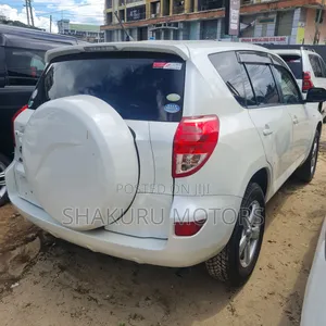 Toyota RAV4 2006 White