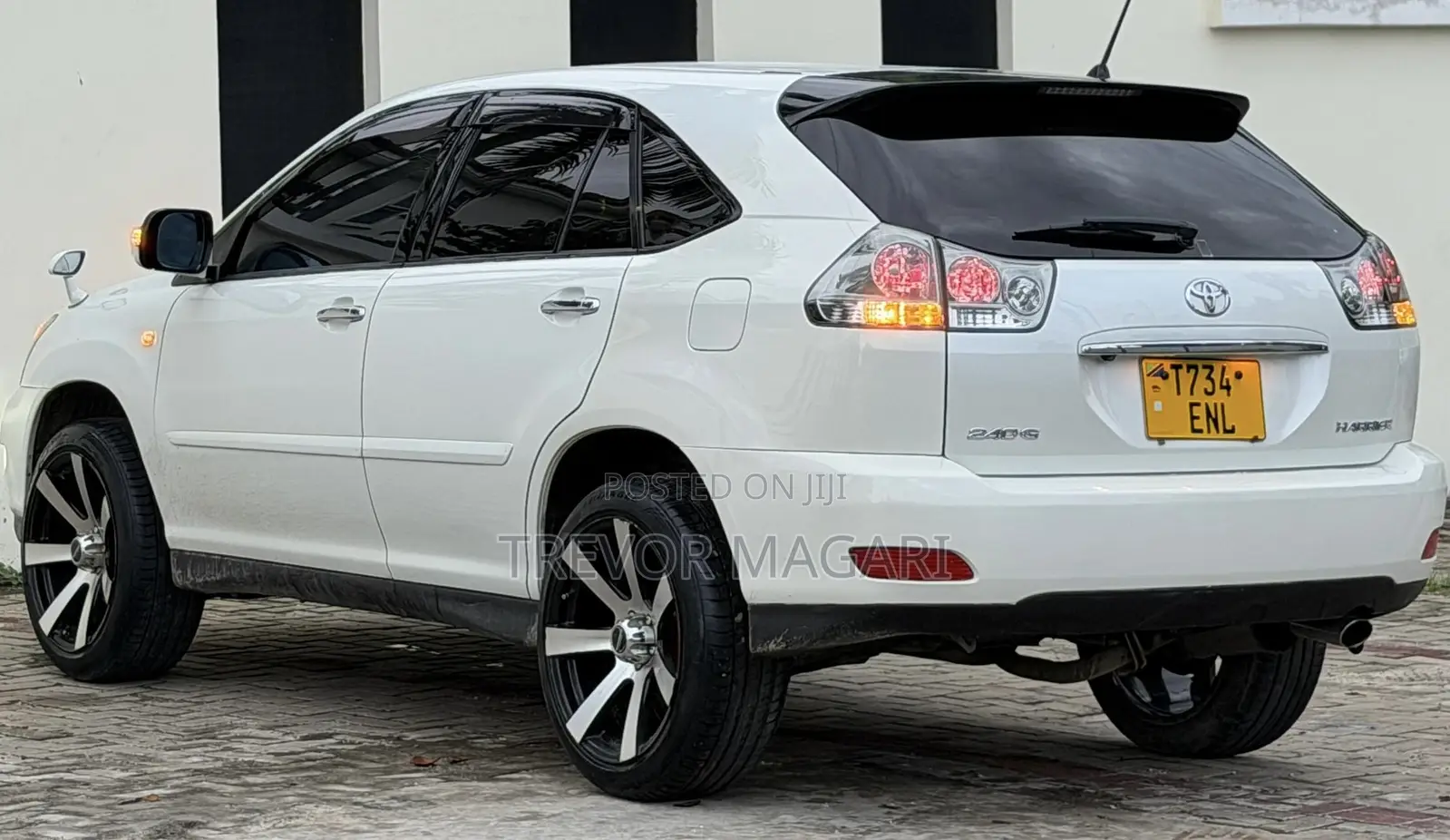 Toyota Harrier 2010 White