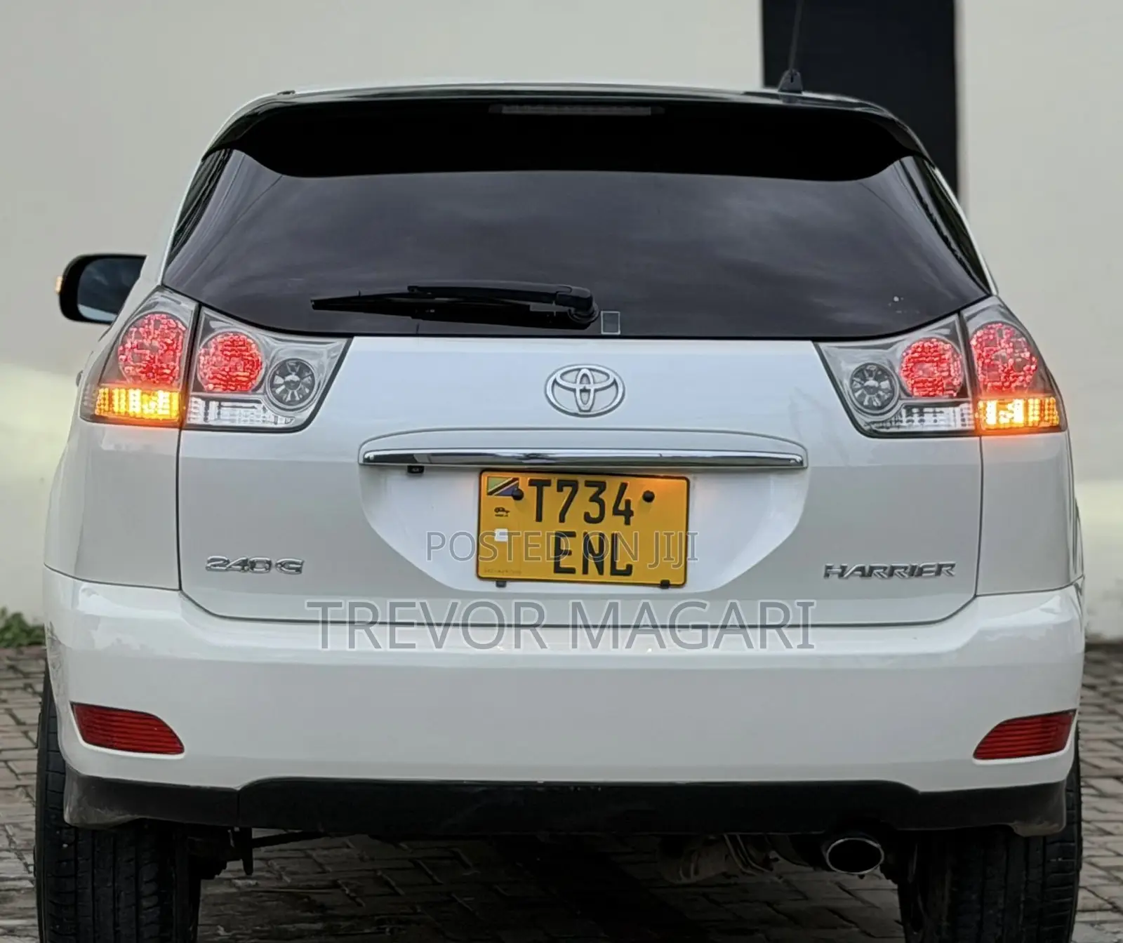 Toyota Harrier 2010 White