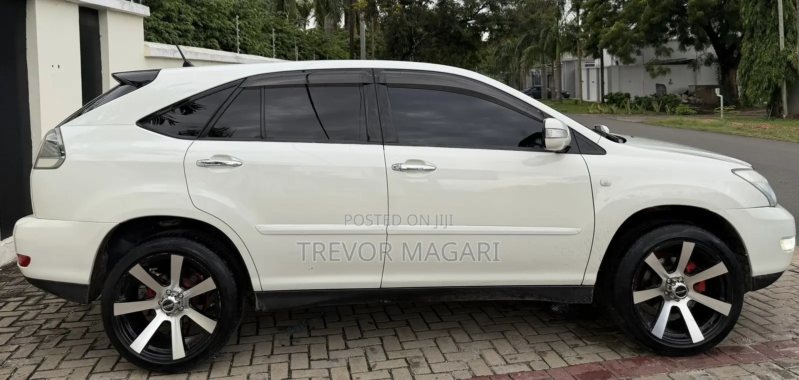 Toyota Harrier 2010 White