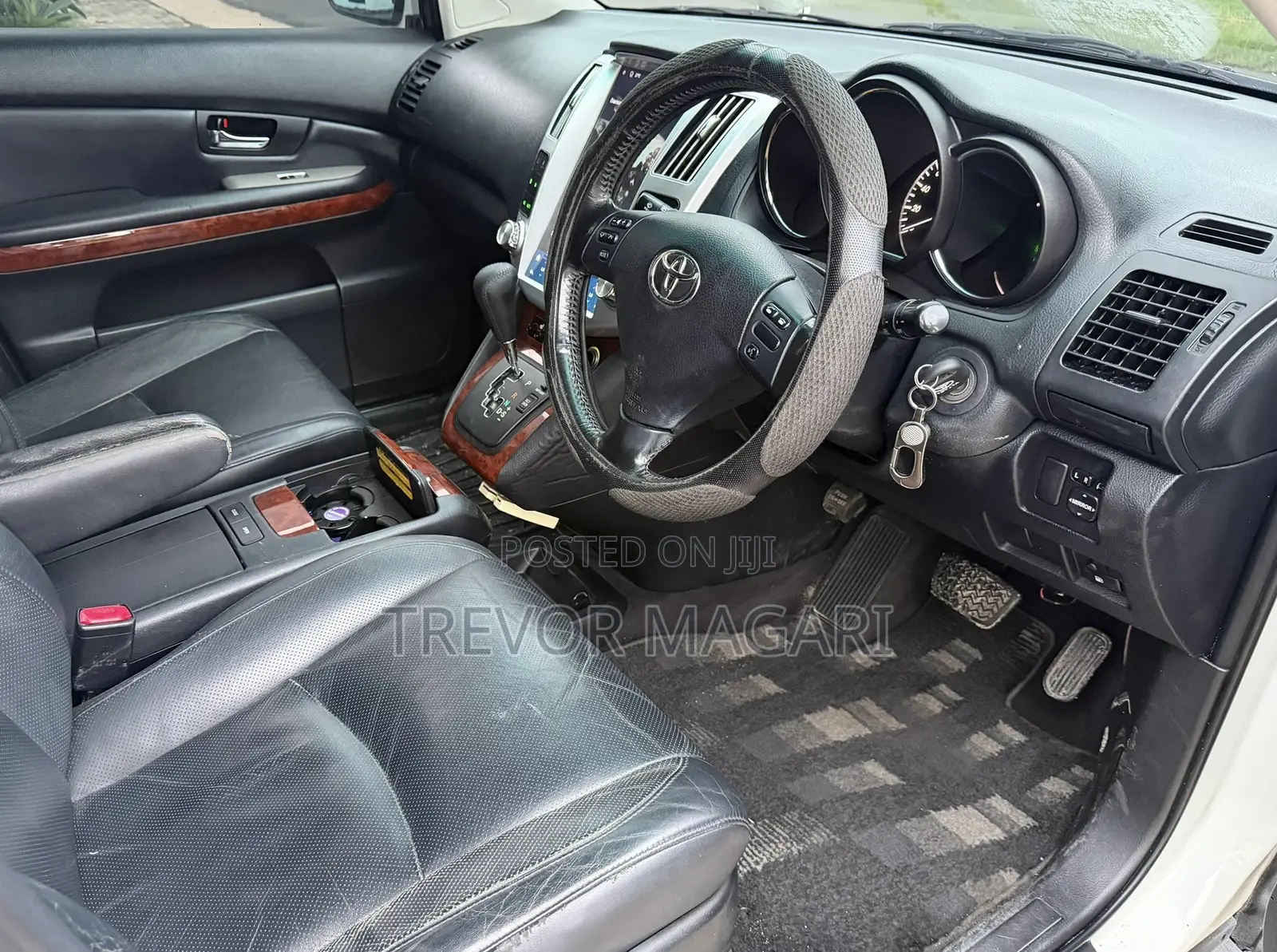 Toyota Harrier 2010 White