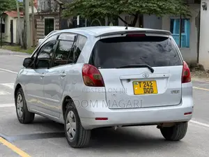 Toyota Corolla Spacio 2001 Silver