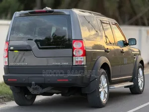 Land Rover Discovery 2009 Brown