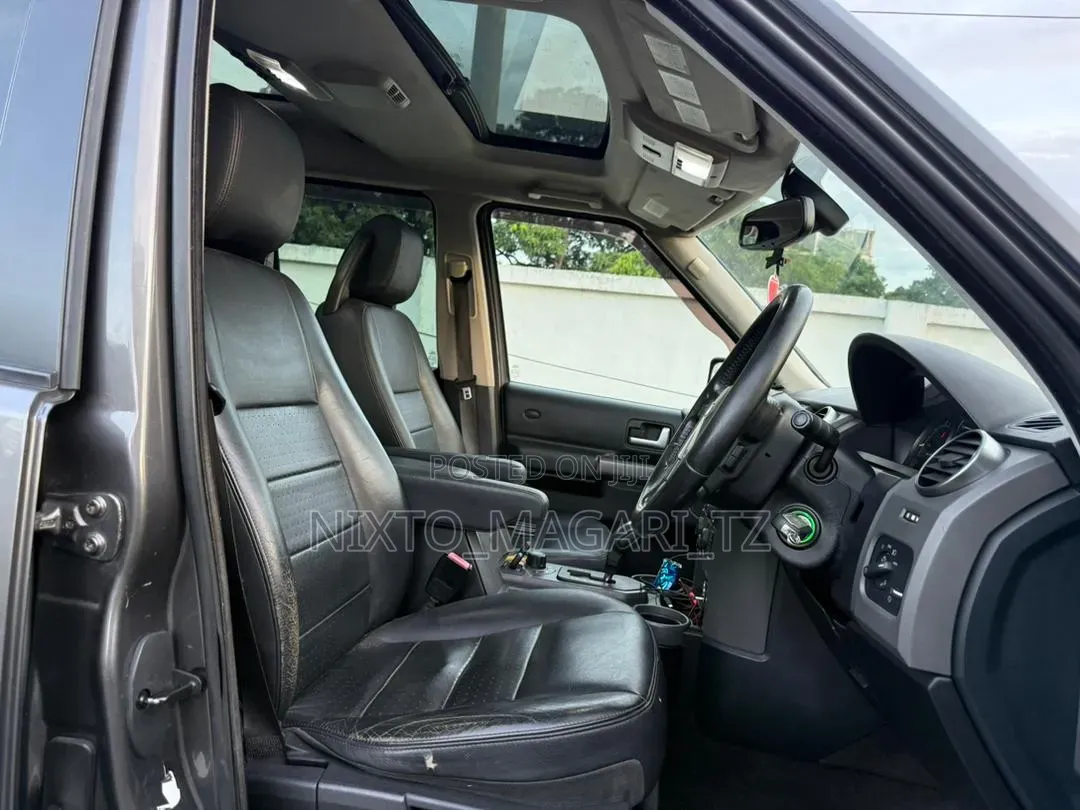 Land Rover Discovery 2009 Brown