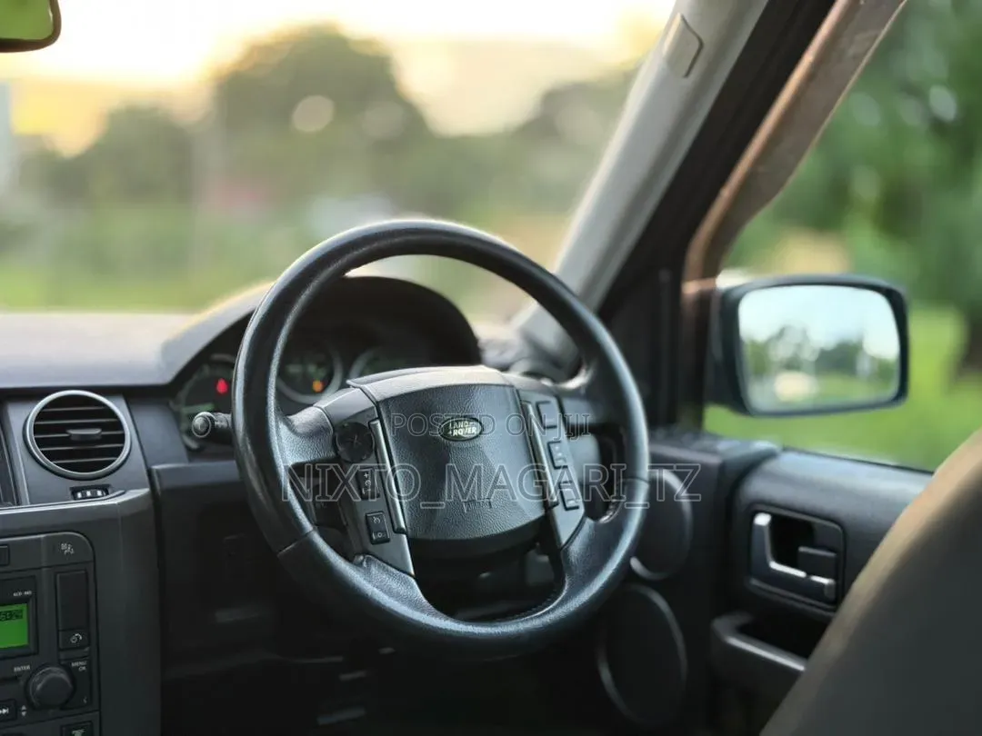 Land Rover Discovery 2009 Brown
