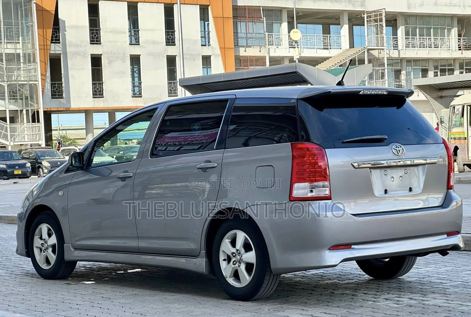 Toyota Wish 2007 Silver