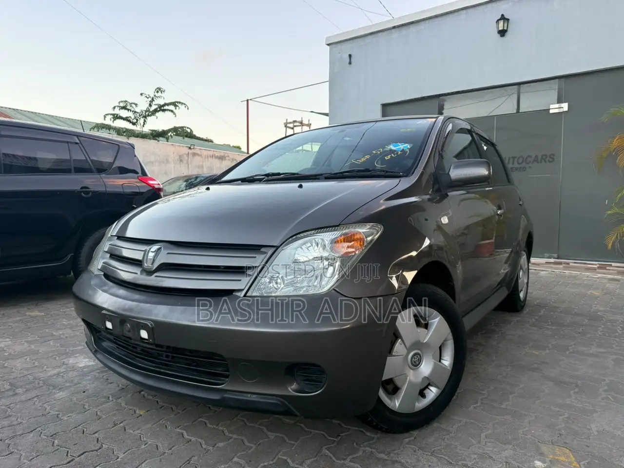 Toyota IST 2005 Gray