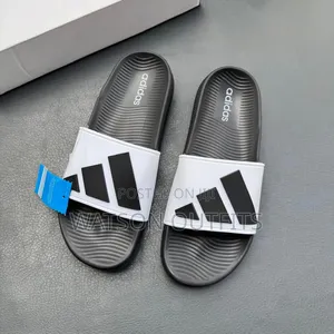 Slides or Slaidi Kali Au Hot Za Adidas Full Boxed