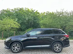 Mitsubishi Outlander 2.0 PHEV AWD 2015 Black