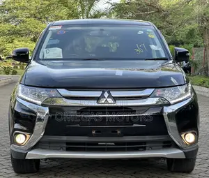 Mitsubishi Outlander 2.0 PHEV AWD 2015 Black