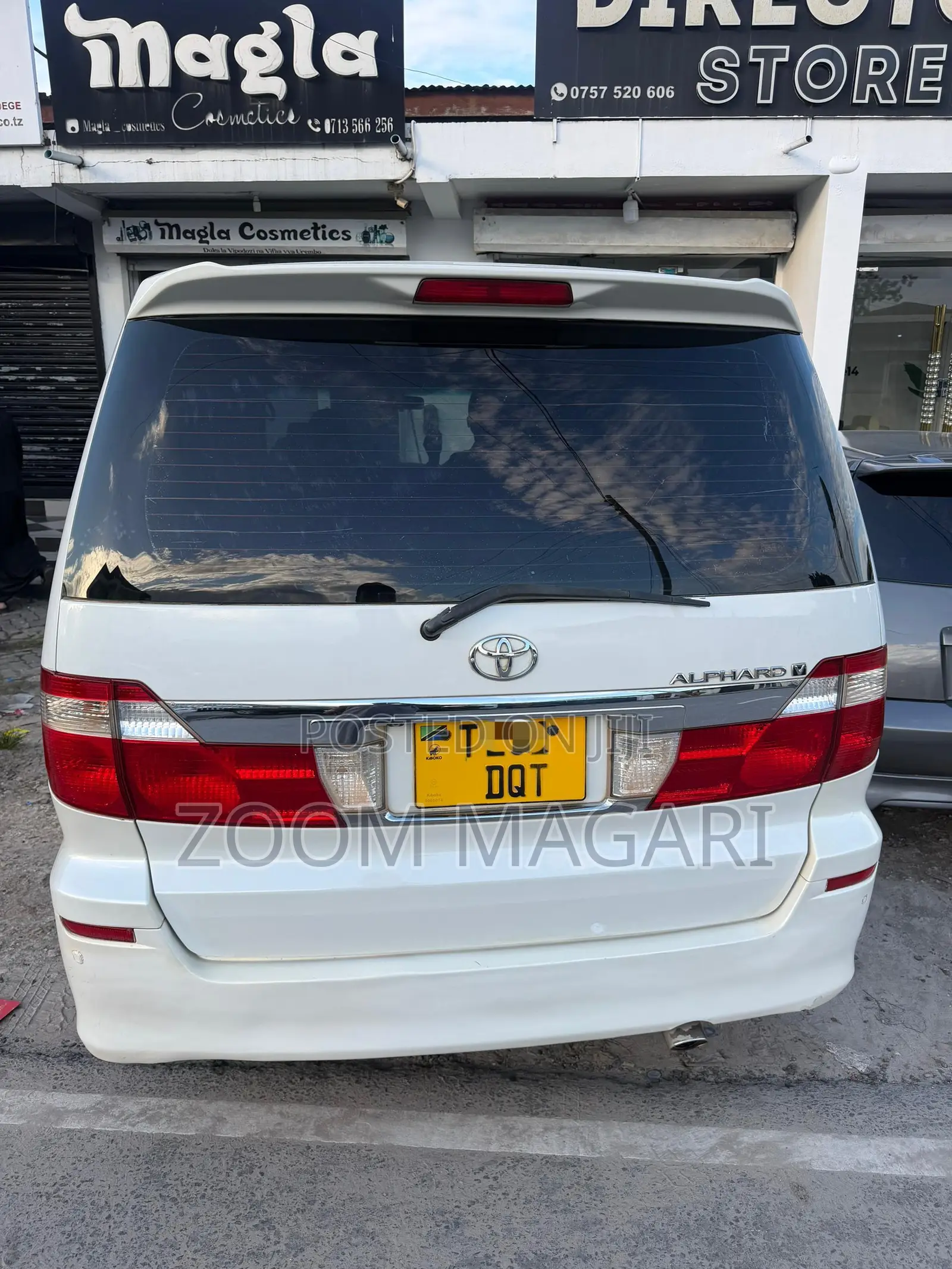 Toyota Alphard 2006 White