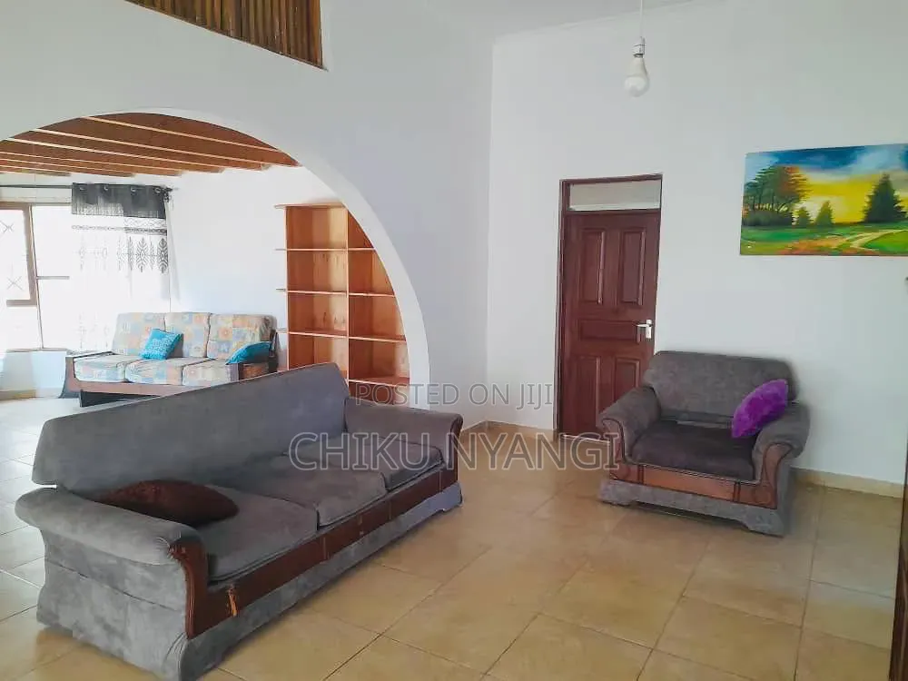 4bdrm House in Chiku Nyangi, Central Business Area for rent