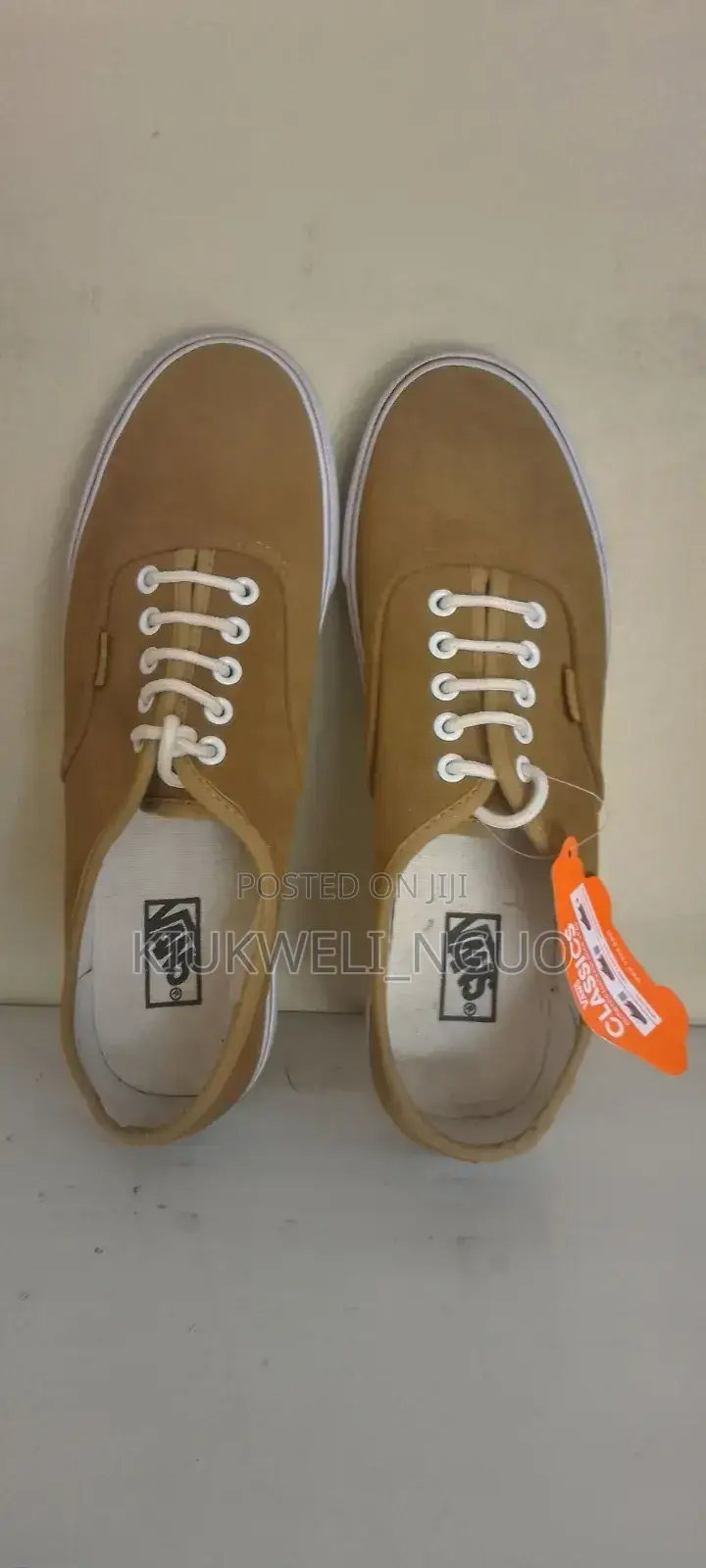 Vans Bei Poa