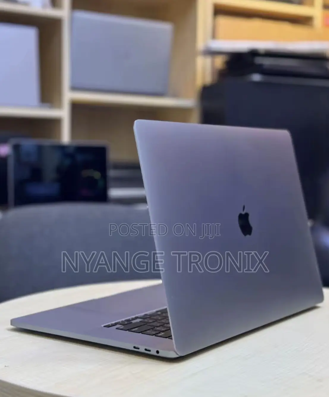 Laptop Apple MacBook Pro 2019 32GB Intel Core i7 SSD 1T