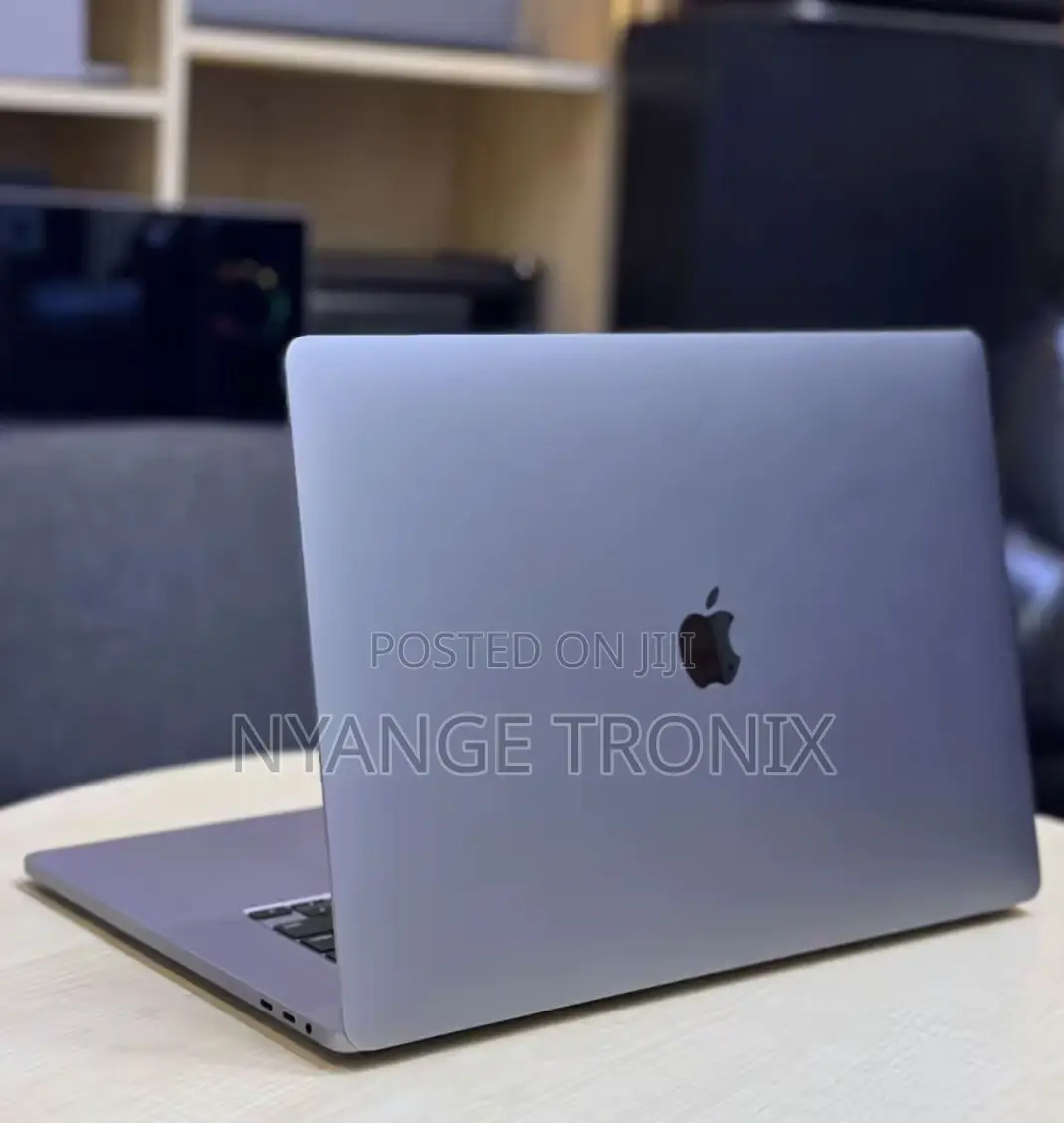 Laptop Apple MacBook Pro 2019 32GB Intel Core i7 SSD 1T
