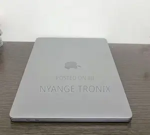 Laptop Apple MacBook Pro 2020 32GB Intel Core i7 SSD 512GB