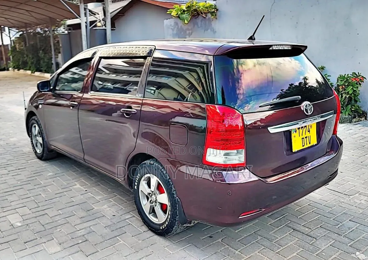 Toyota Wish 2006 Green