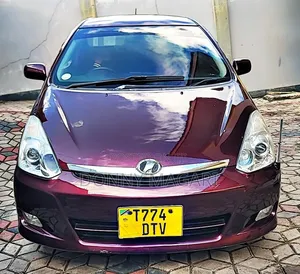 Toyota Wish 2006 Green