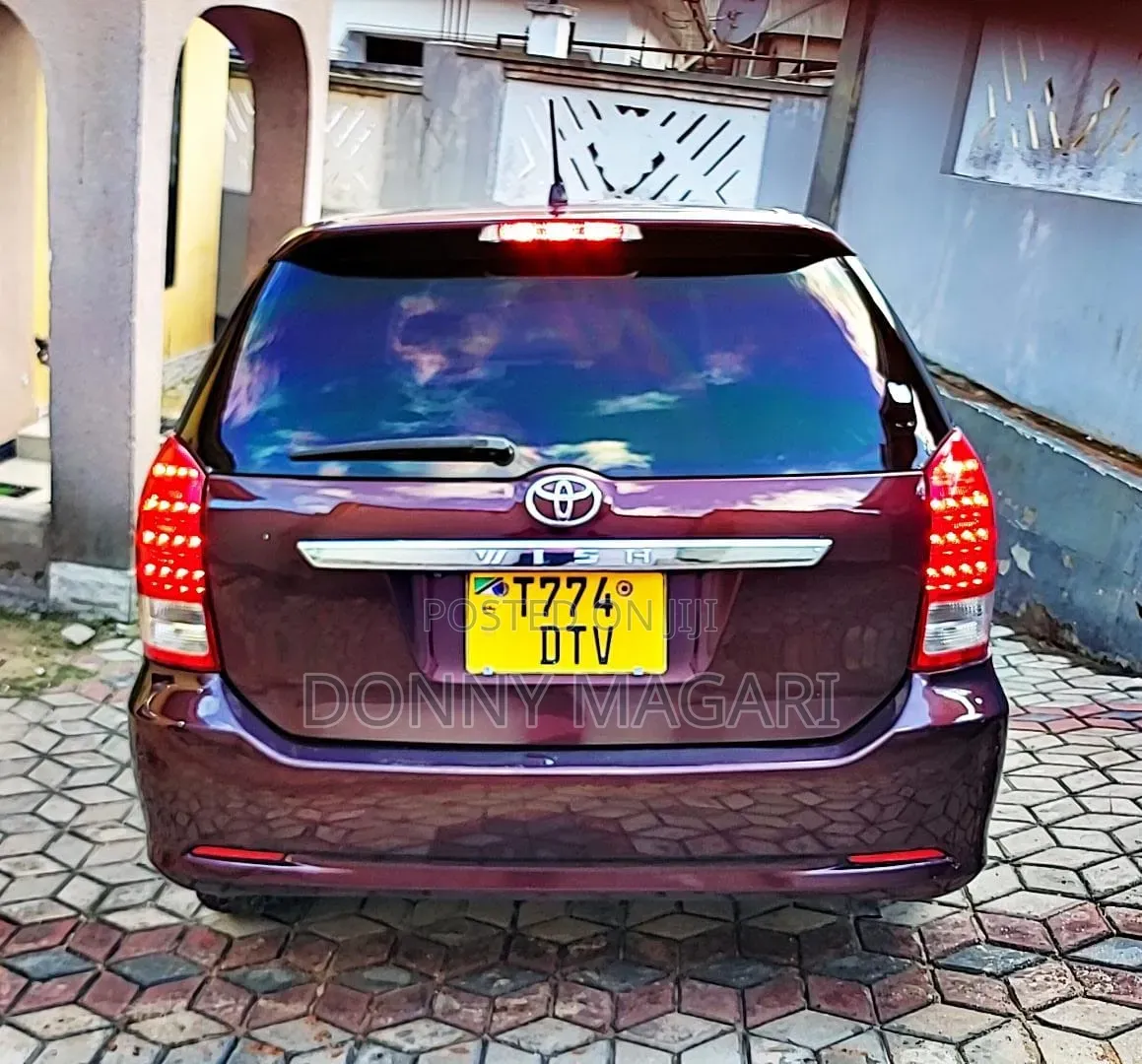 Toyota Wish 2006 Green