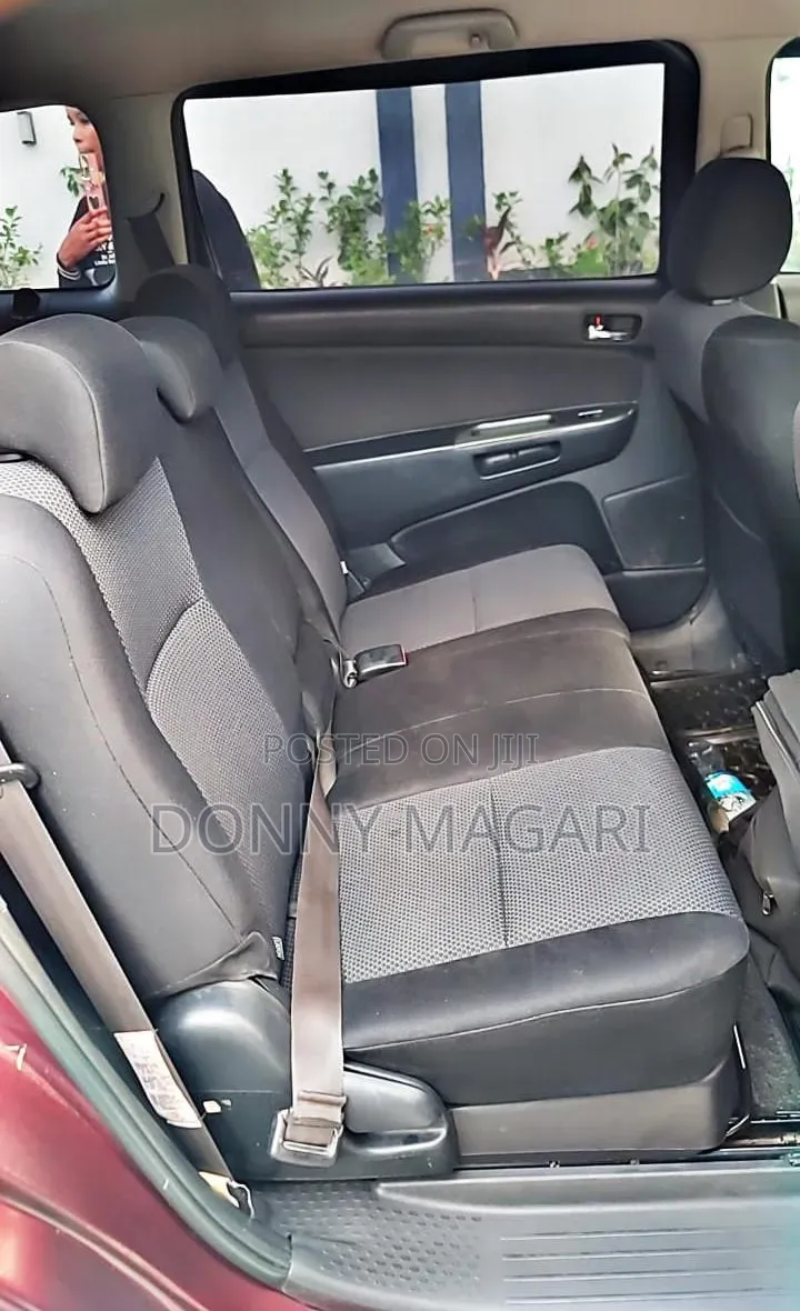 Toyota Wish 2006 Green