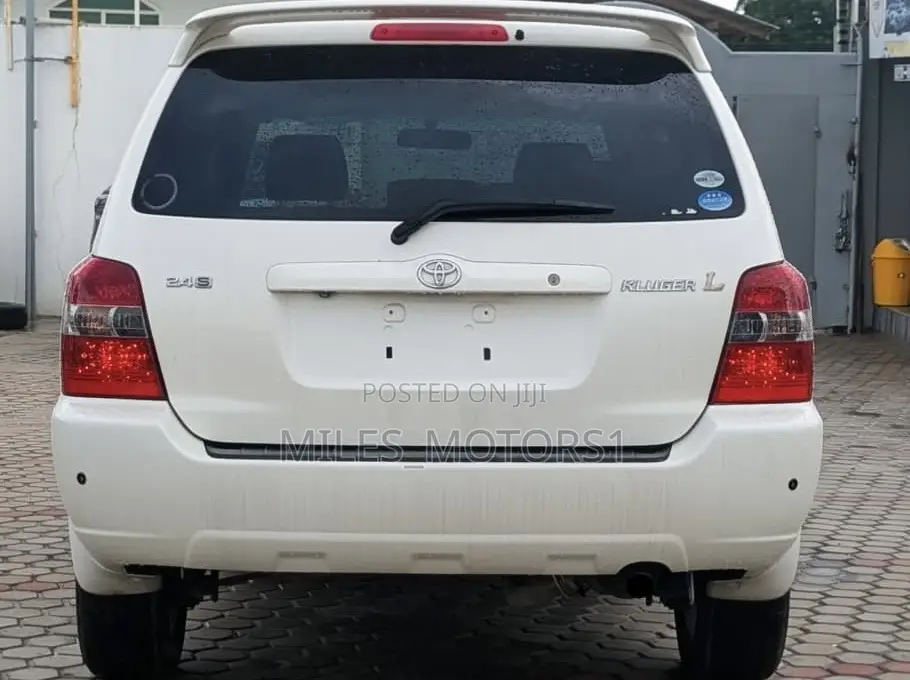 Toyota Kluger 2006 White