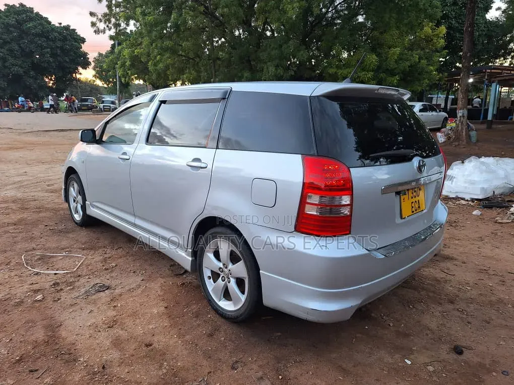 Toyota Wish 2003