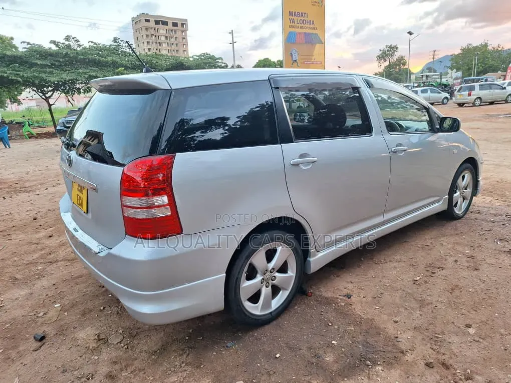 Toyota Wish 2003