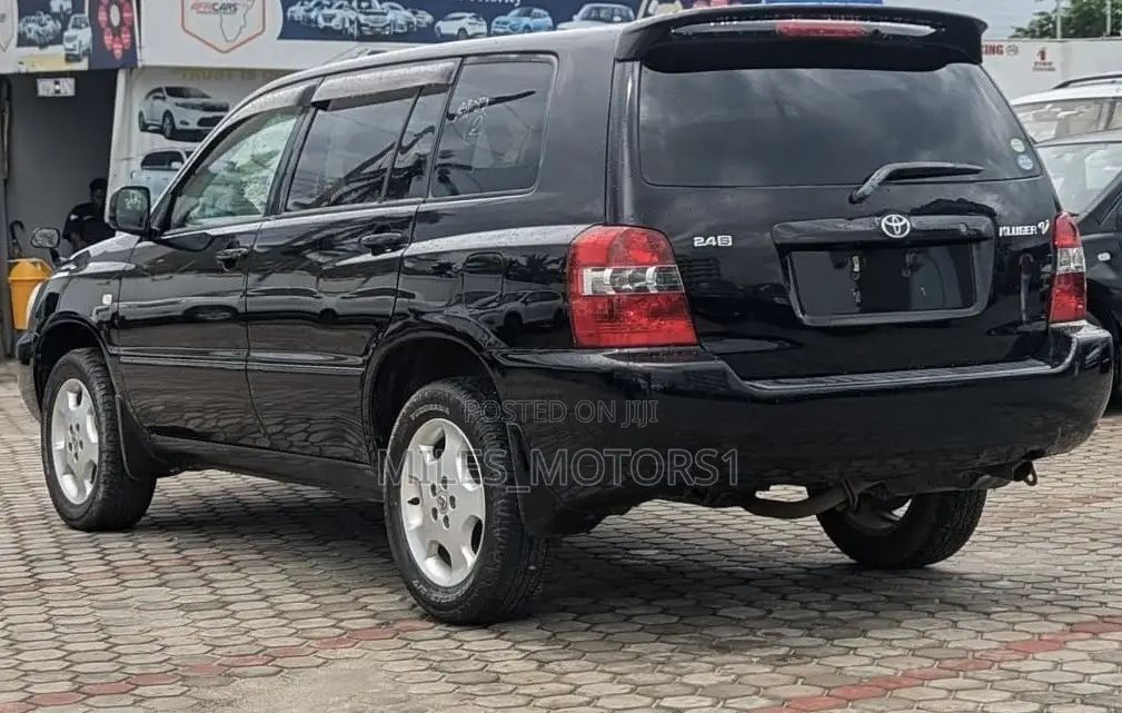Toyota Kluger 2004 Black