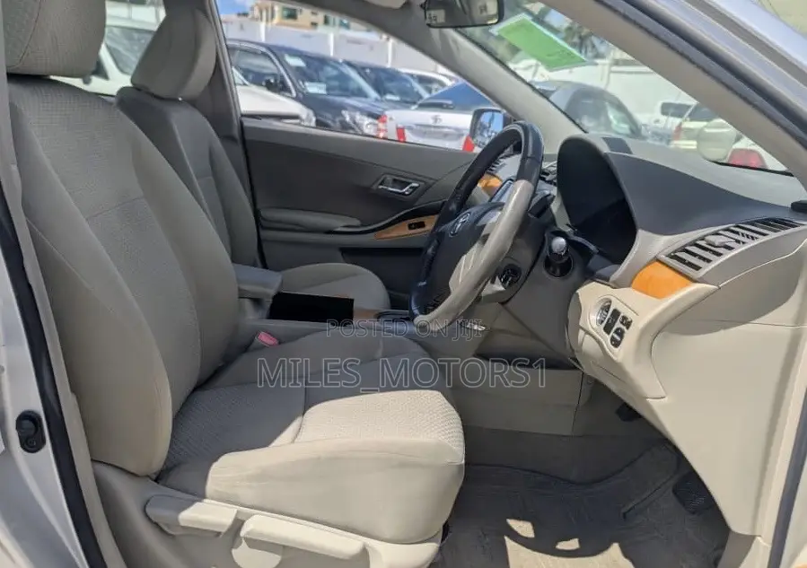 Toyota Premio 2008 Silver