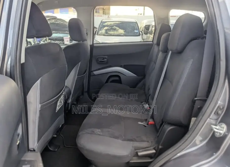 Mitsubishi Outlander 2006 Gray