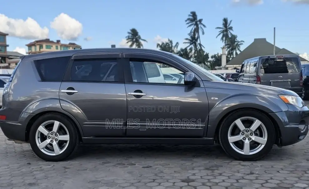 Mitsubishi Outlander 2006 Gray
