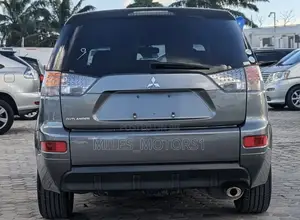 Mitsubishi Outlander 2006 Gray