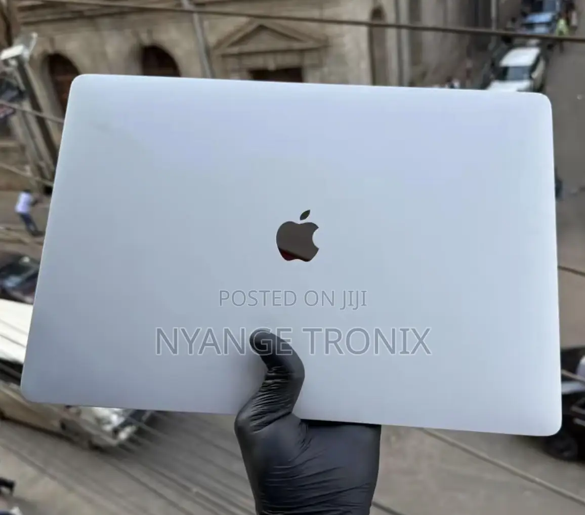 Laptop Apple MacBook Pro 2019 32GB Intel Core i9 SSD 1T
