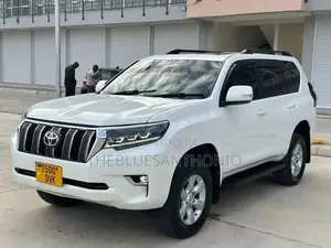 Toyota Land Cruiser Prado 2017 White