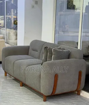 Sofa Ya Watu Watatu