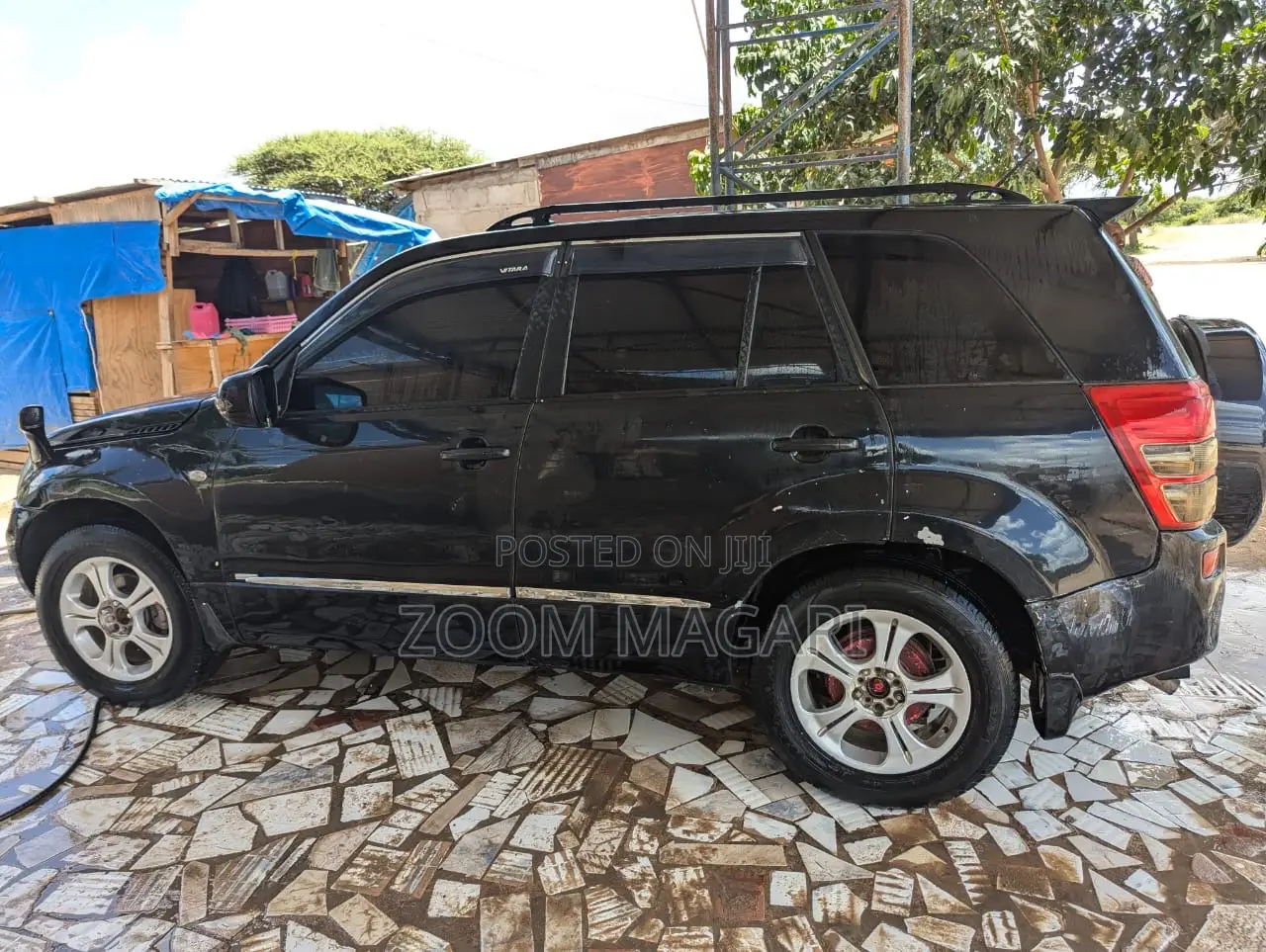 Suzuki Escudo 2005 Black