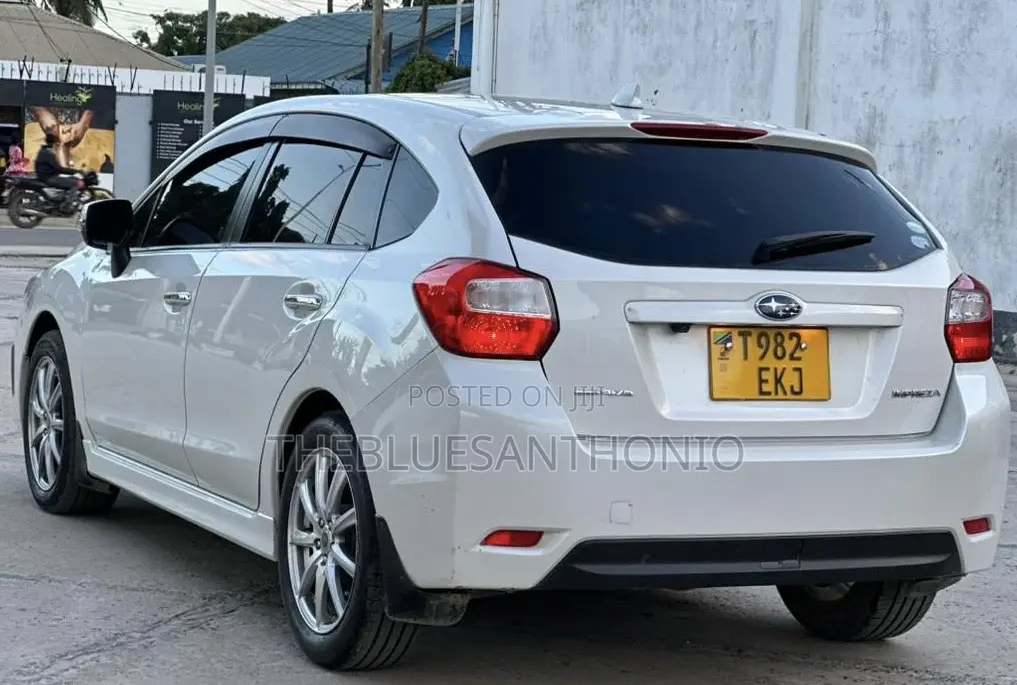 Subaru Impreza 2014 White