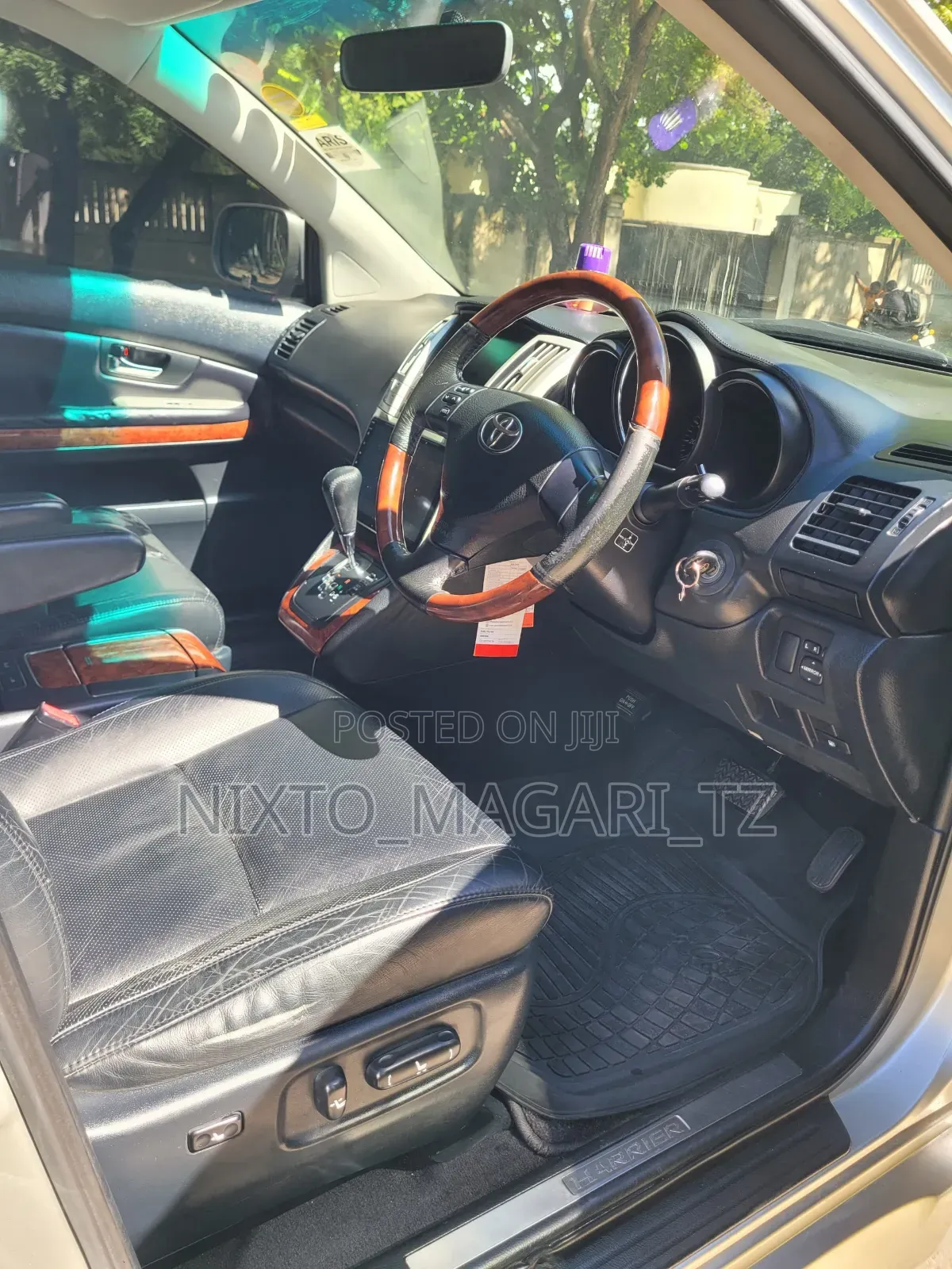 Toyota Harrier 2008 Silver