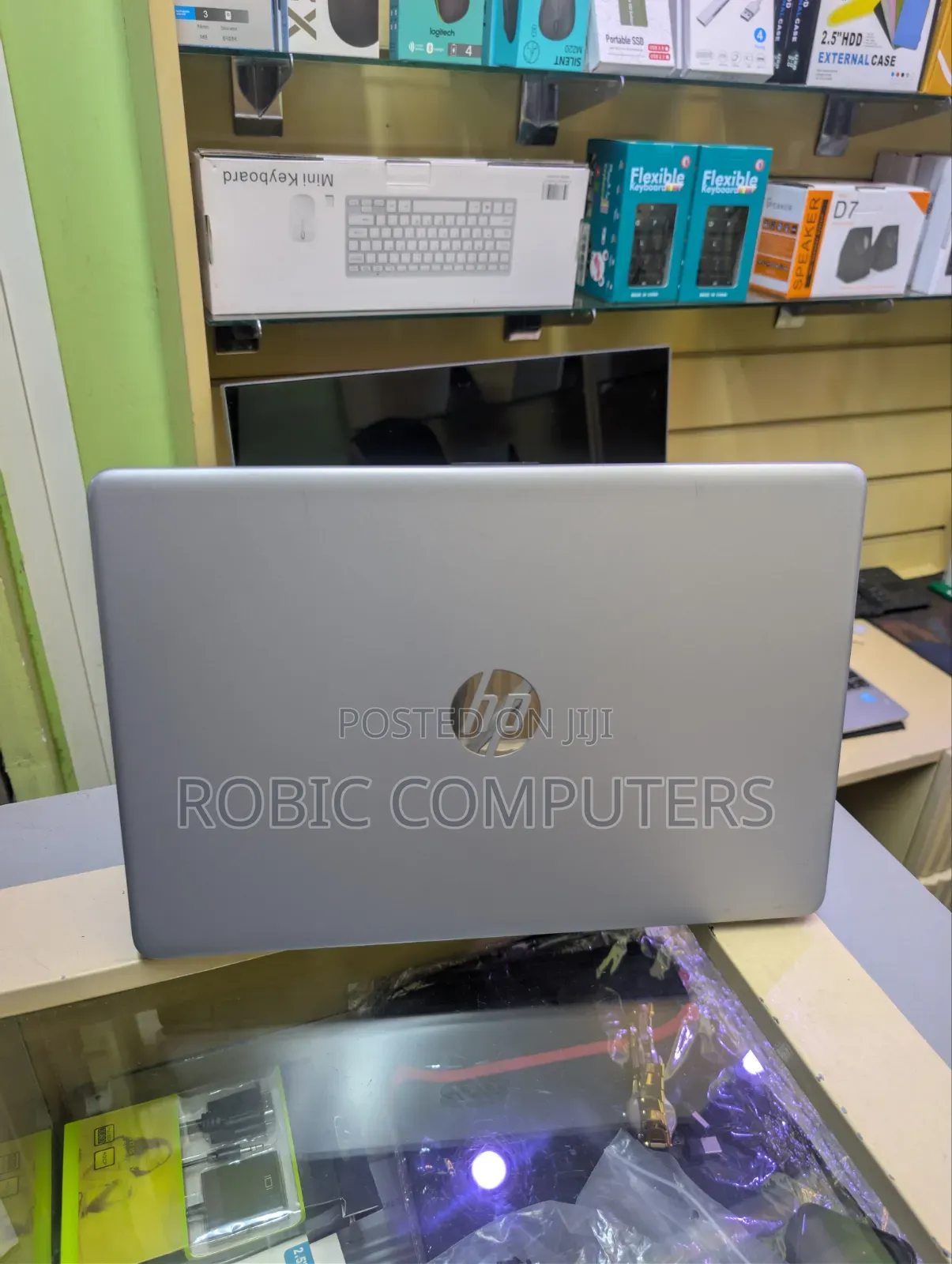 Laptop HP 250 G10 16GB Intel Core i7 SSD 512GB