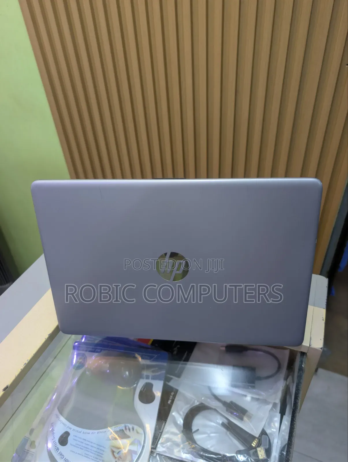 Laptop HP 250 G10 16GB Intel Core i7 SSD 512GB