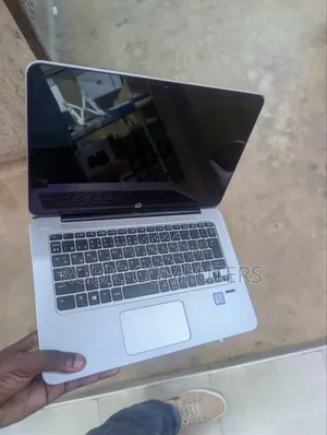 Laptop HP EliteBook 1030 8GB Intel Core Ultra 7 SSD 256GB