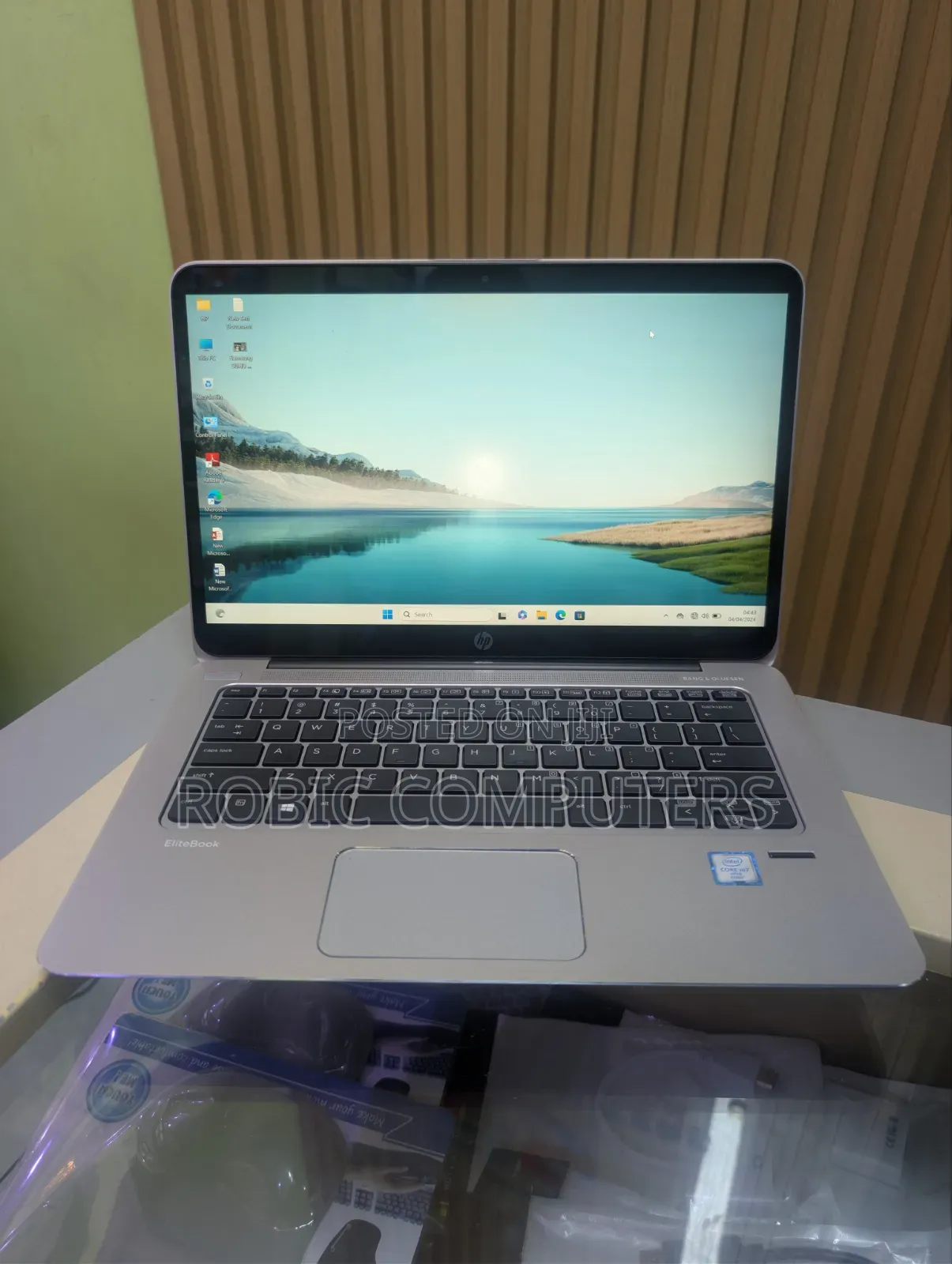 Laptop HP EliteBook 1030 8GB Intel Core Ultra 7 SSD 256GB