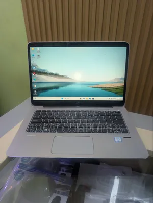 Laptop HP EliteBook 1030 8GB Intel Core Ultra 7 SSD 256GB