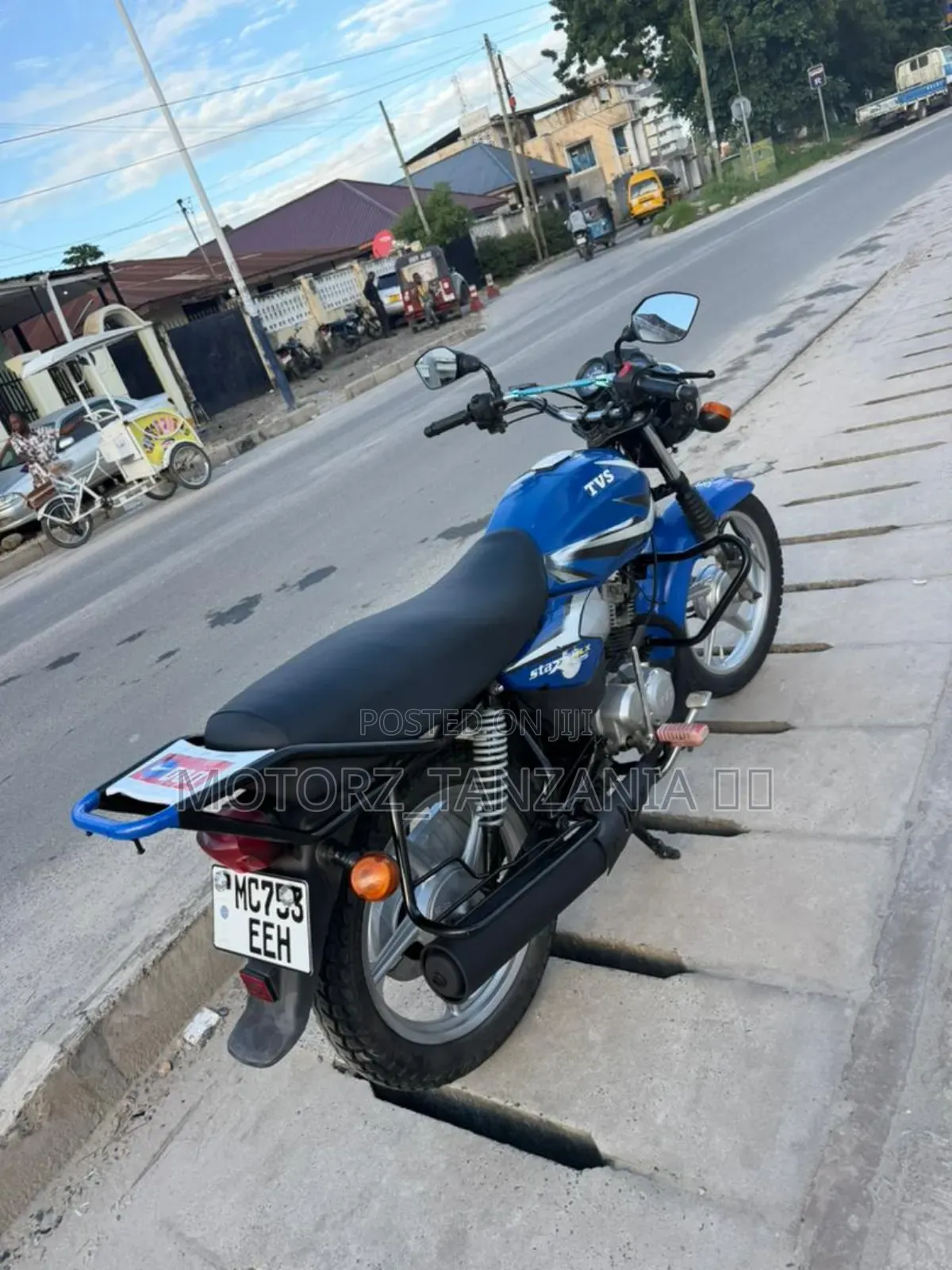 TVS HLX 125 2024 Blue