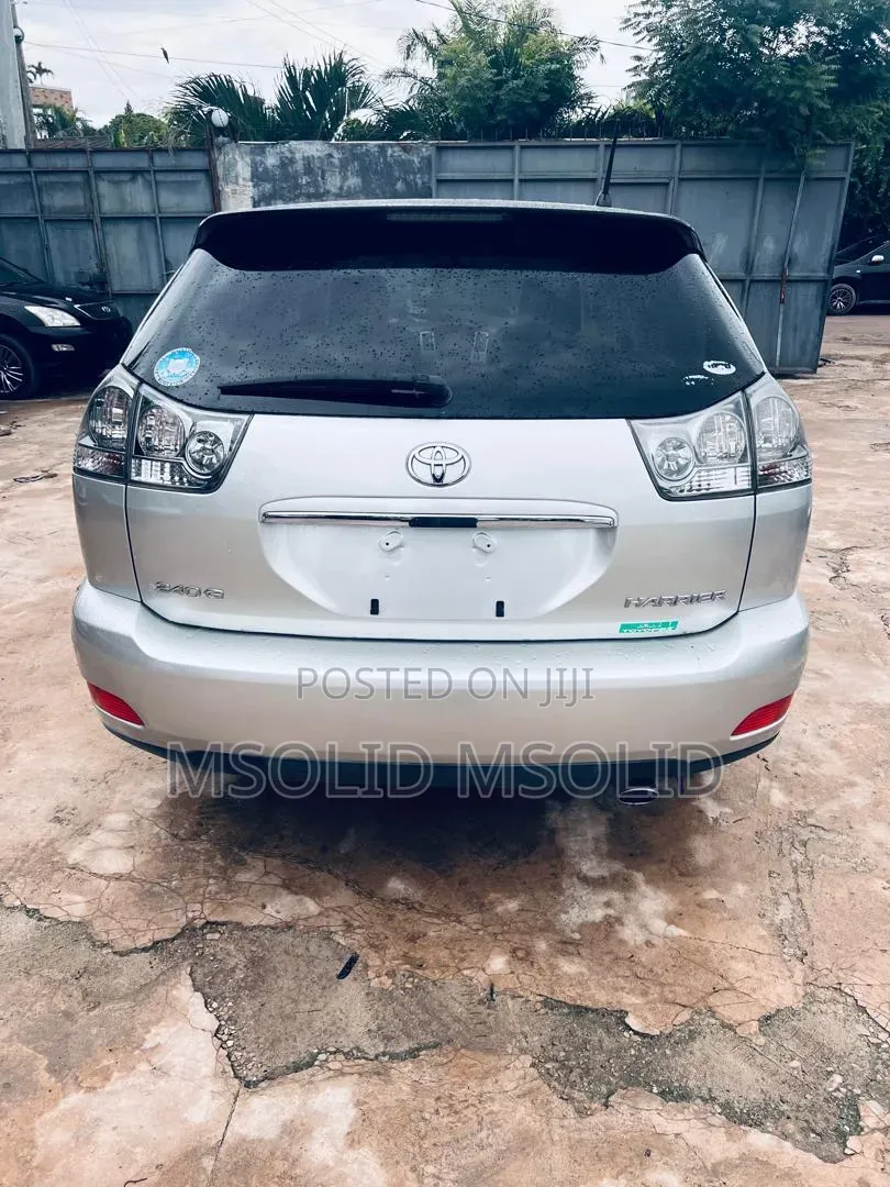 Toyota Harrier 2007 Silver