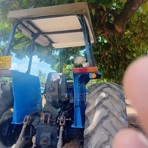 Tractor Holland Horse Tu