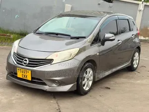 Nissan Note 2013 Gray